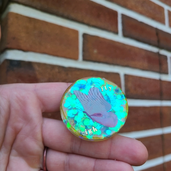 Butterfly Popsocket - Picture 2 of 4